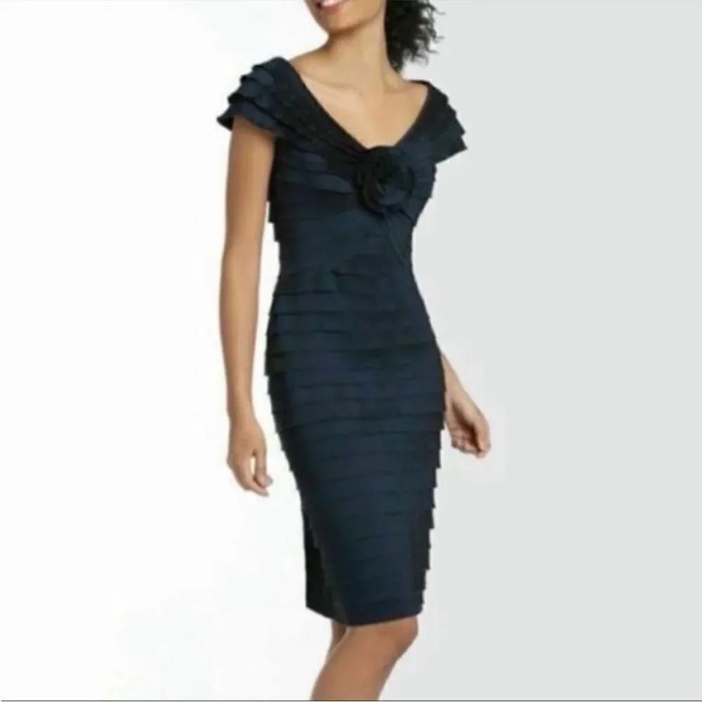 Tadashi Shoji Black Tiered Flower Detailed Cocktail Evening Event Dress